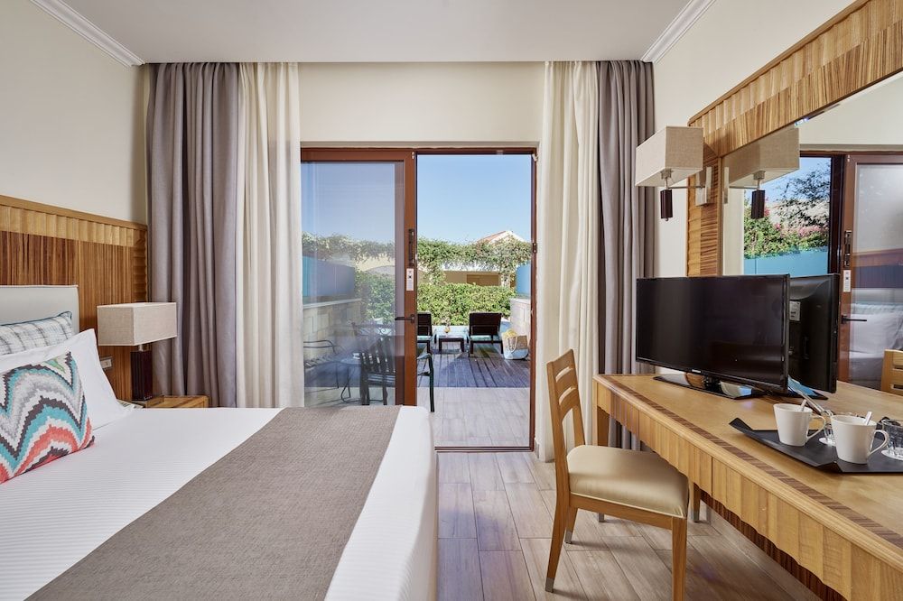 Family Suite, Private Pool, Garden View