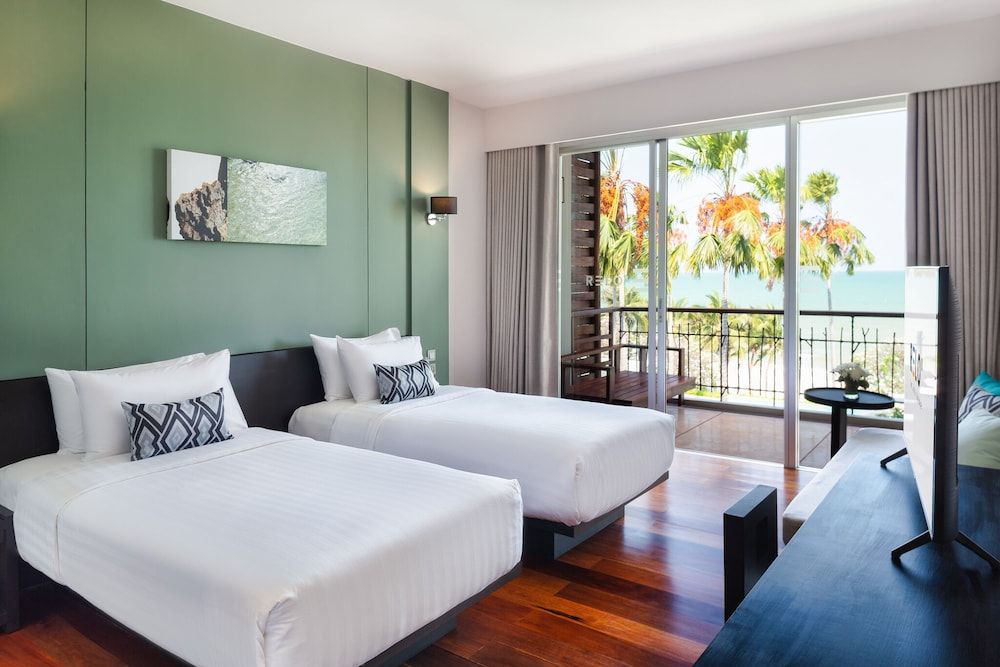 undefined Relo' The Urban Escape 3