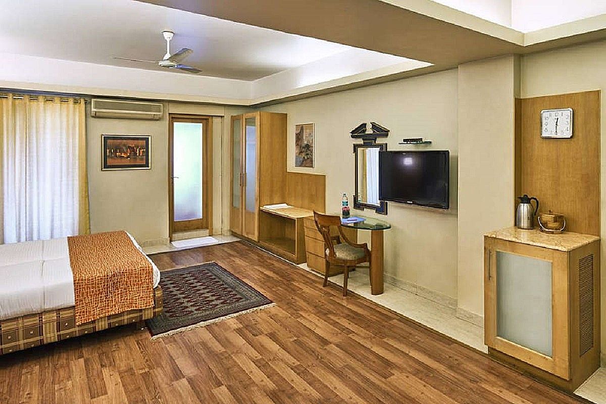 Suite Room