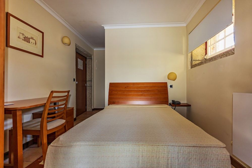 Single Room, 1 Double Bed