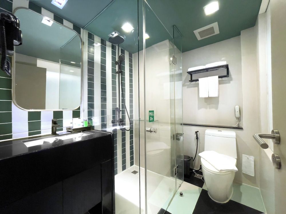 Happihaus Hotel Bangkok Happy Room Twin Bed 4