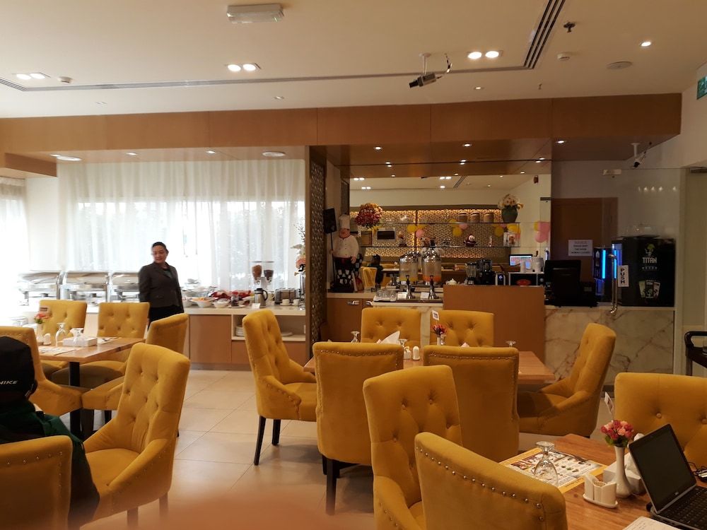 undefined Royal Falcon Hotel 7