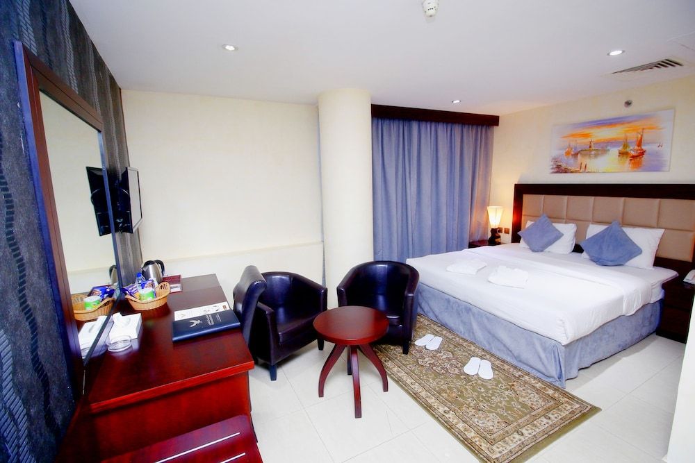 Royal Falcon Hotel Standard Room 4