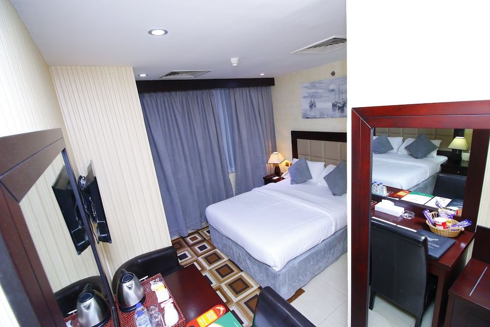 Royal Falcon Hotel Standard Room 7