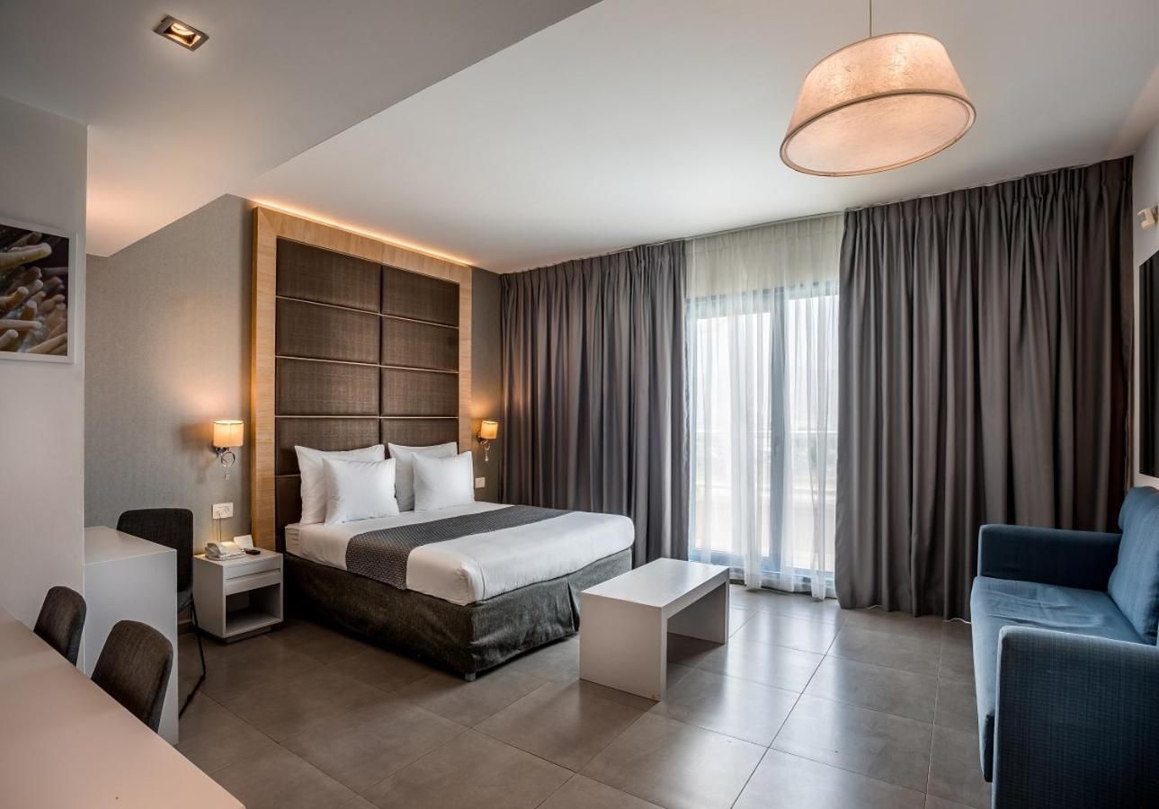 Superior Triple Room (3 Adults)