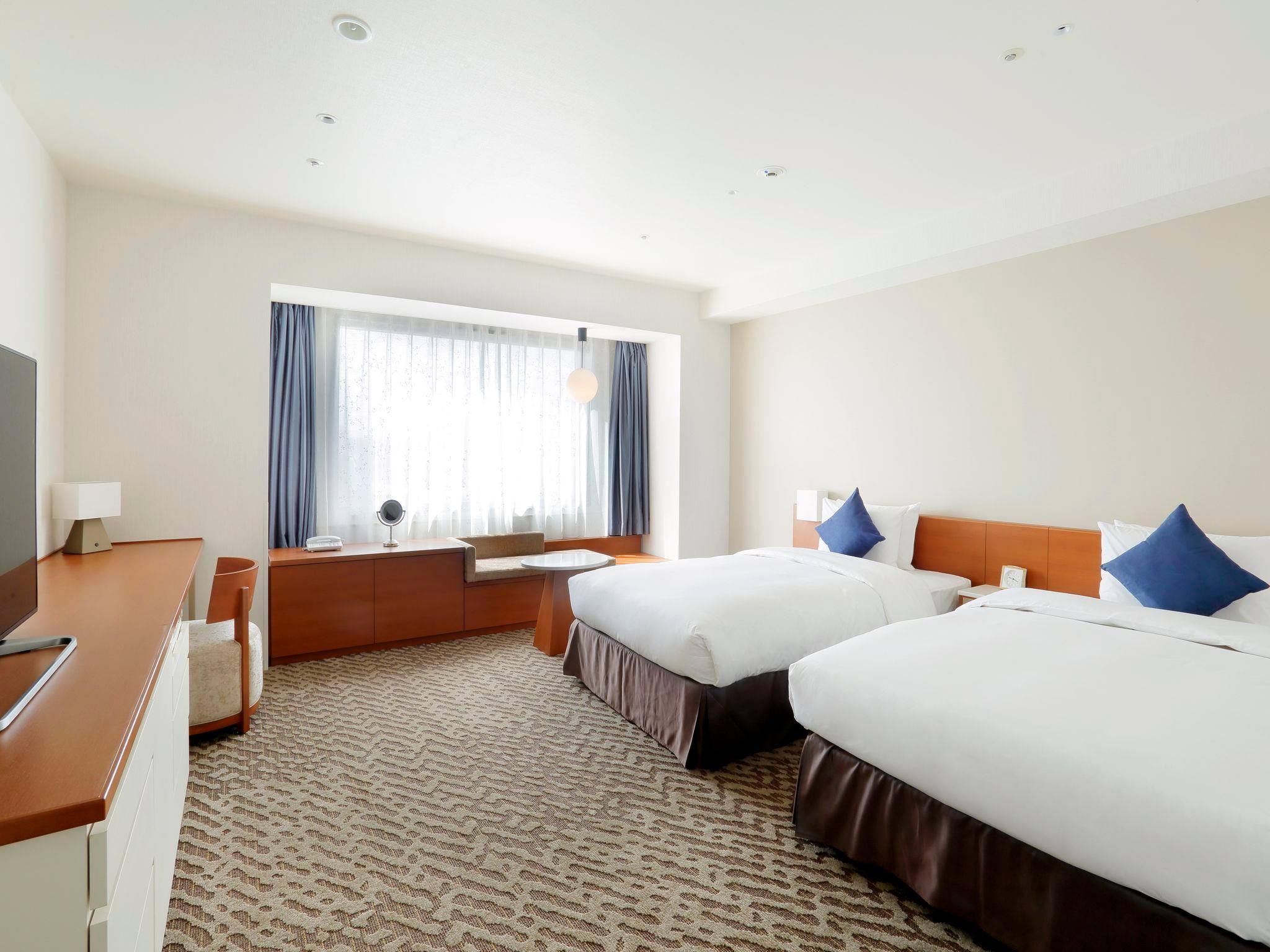 Superior Large Twin Room - Non-Smoking
