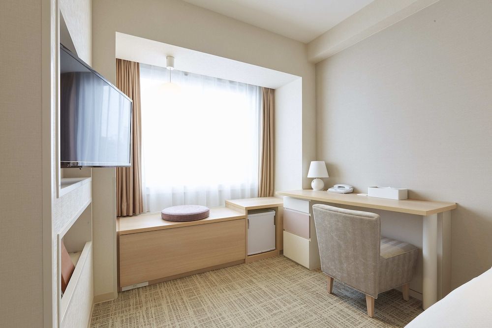 Keio Plaza Hotel Sapporo Standard Double Room, Non Smoking 4