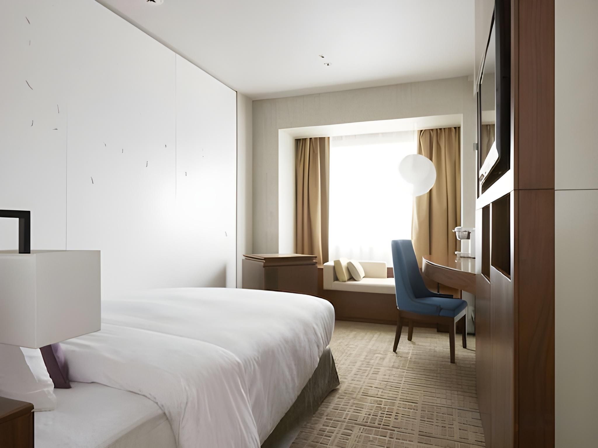 Premier Single Room - Non-Smoking