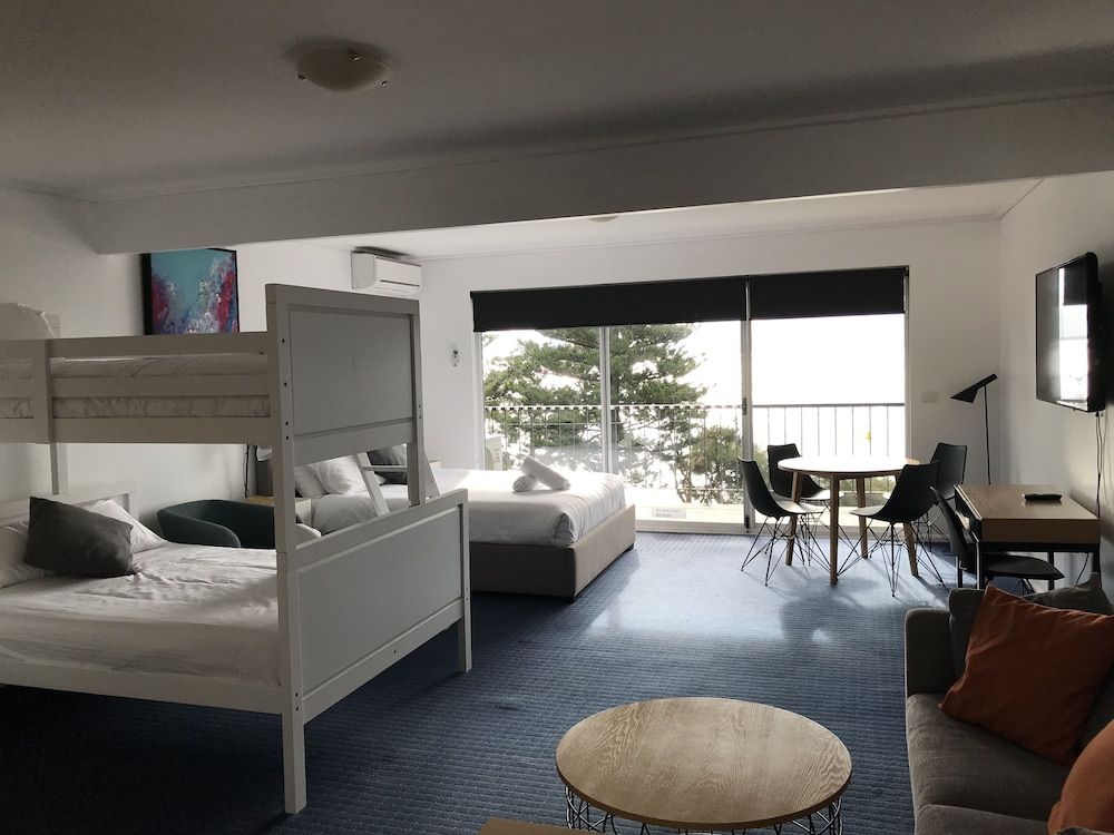 North Pier Hotel Bay View Family Room 3