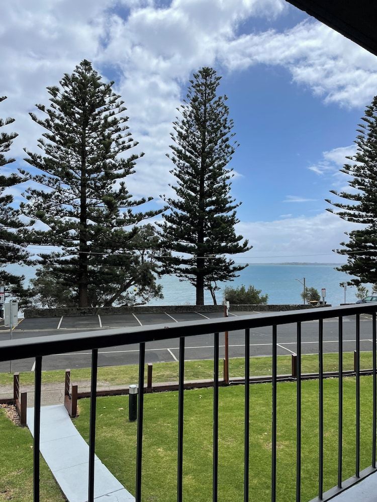 North Pier Hotel Bay View Family Room 4