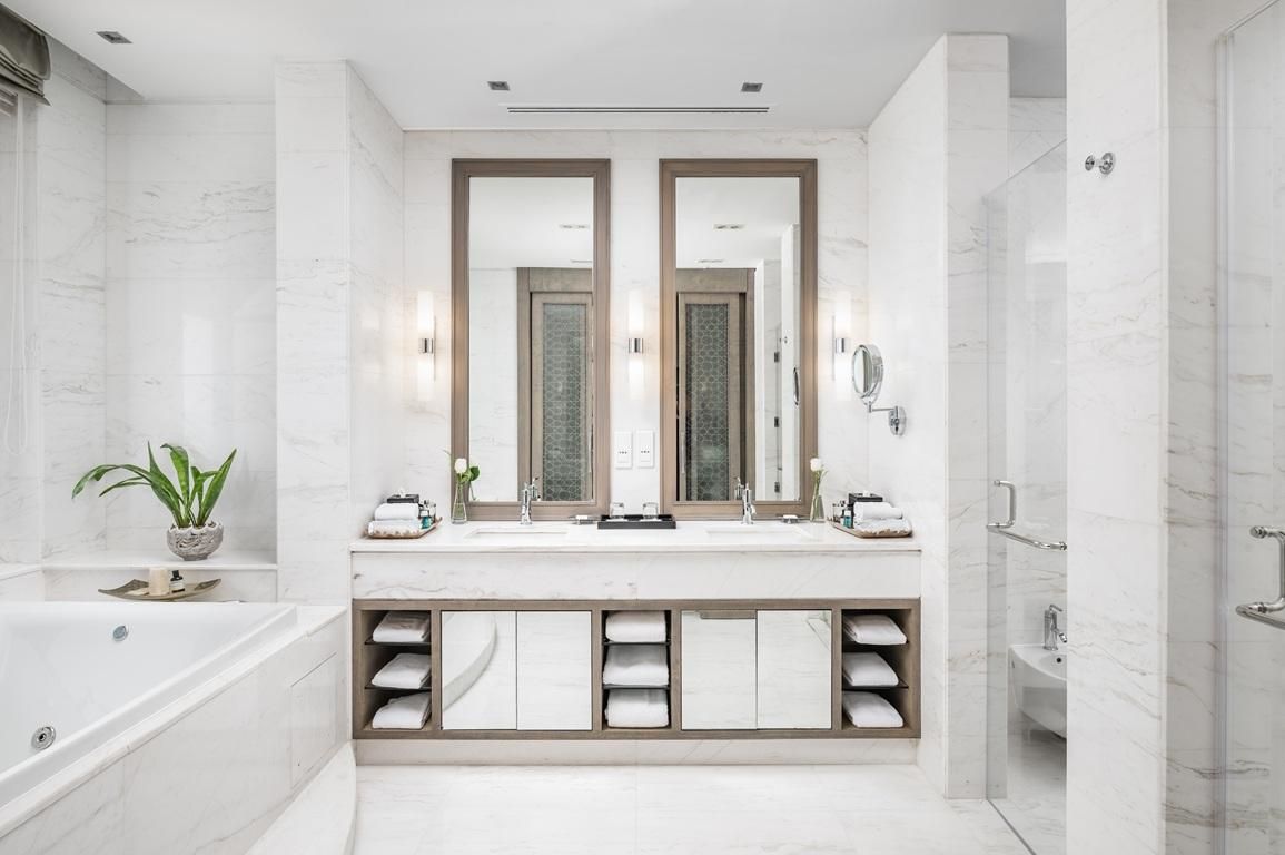 Royal Suite