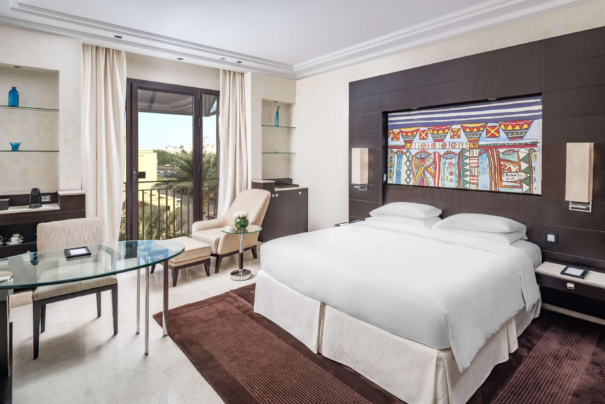 1 King Bed