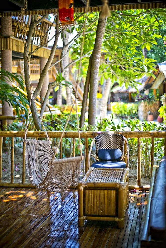 Fridays Boracay Resort Premier Room 5