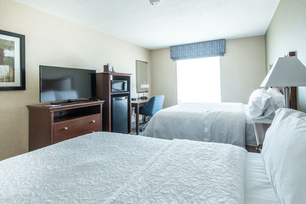 Room, 2 Queen Beds, Refrigerator & Microwave