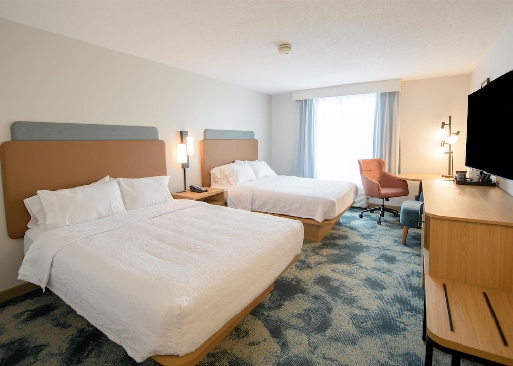 Room, 2 Queen Beds, Refrigerator & Microwave
