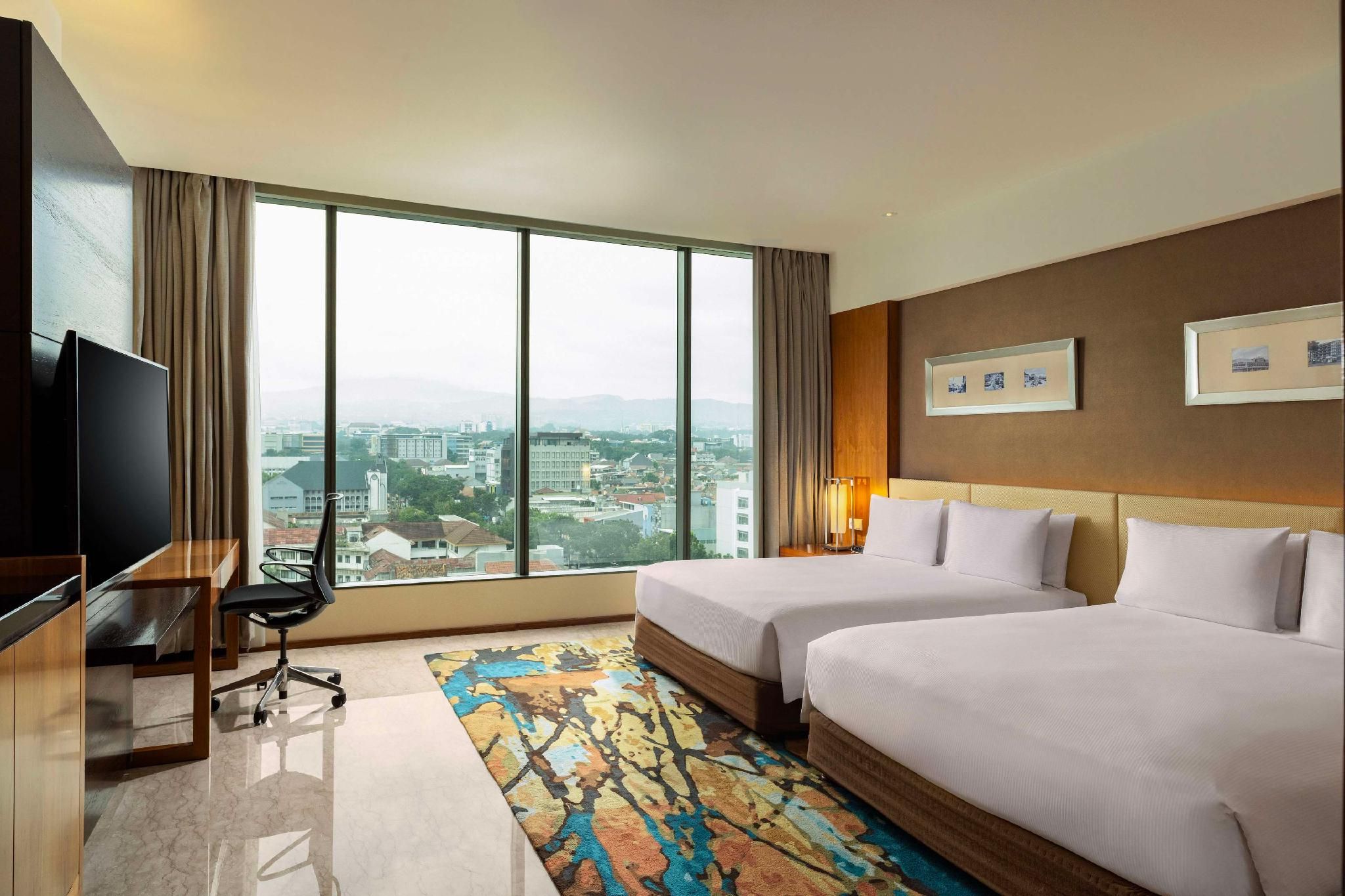 TWO QUEEN BEDS DELUXE PANORAMIC VIEW