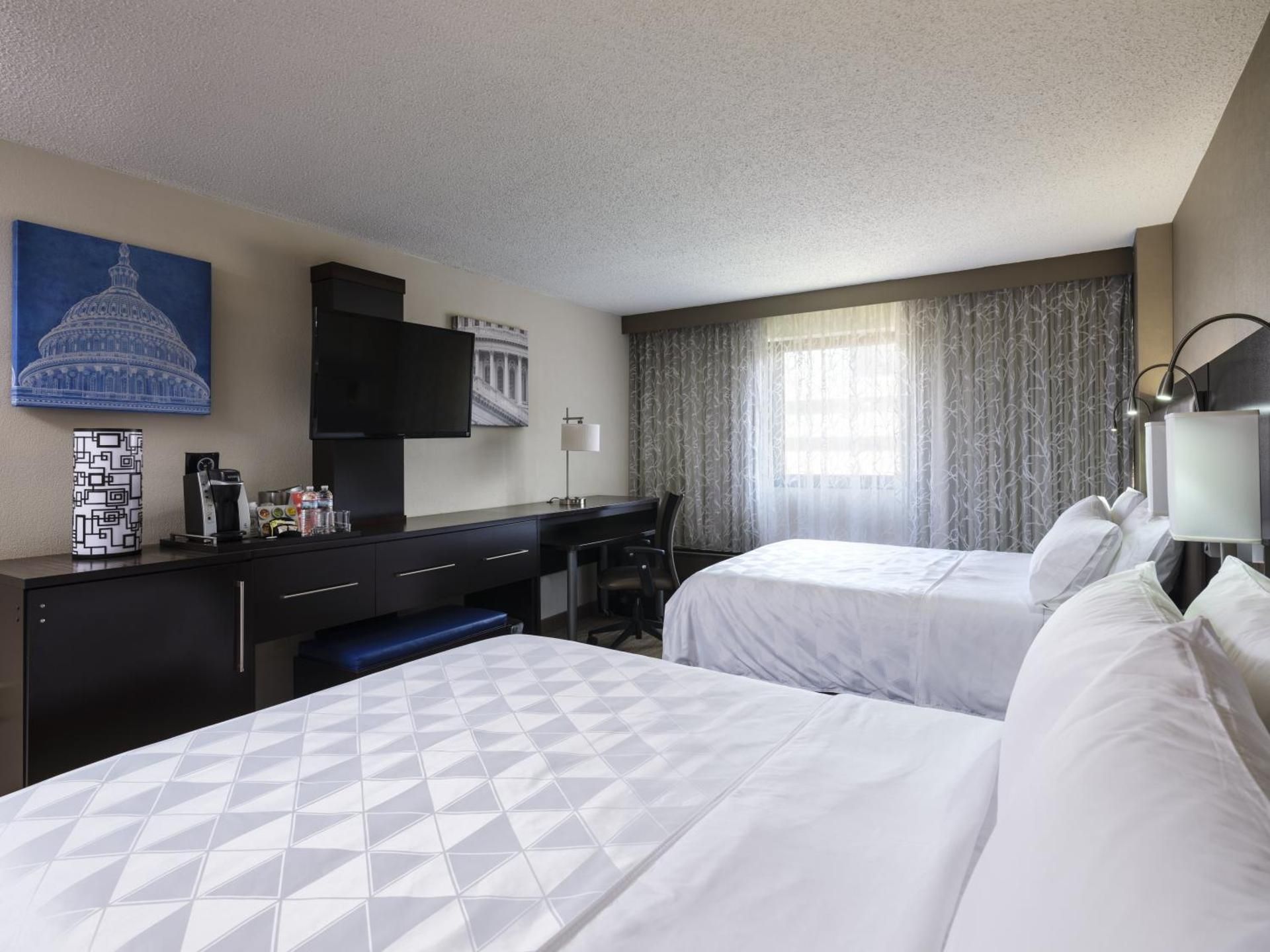 2 Queen Bed Standard High Floor