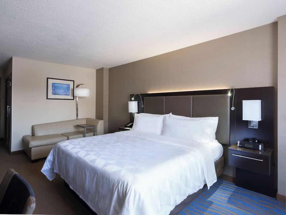 Standard Room, 1 King Bed