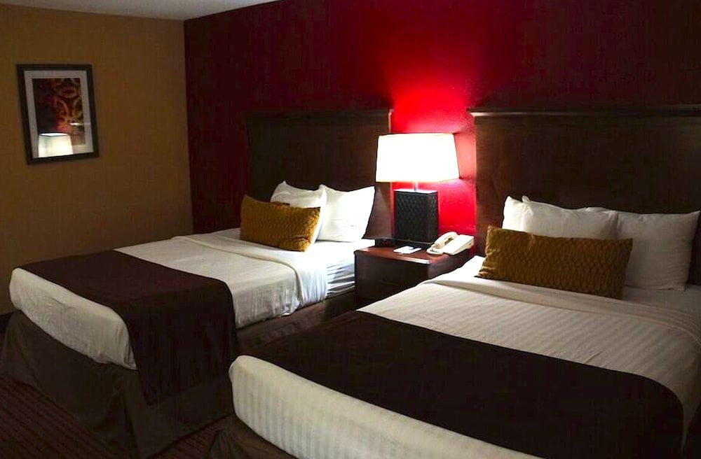 Standard Room, 2 Queen Beds, Non Smoking, Refrigerator & Microwave (2nd Floor)