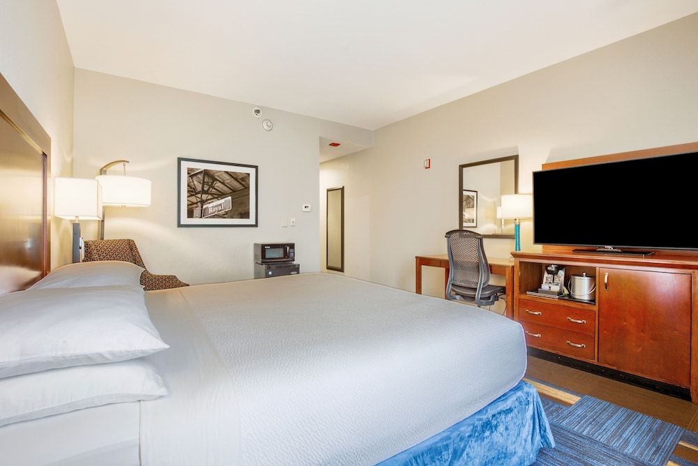 Deluxe Room, 1 King Bed, Non Smoking