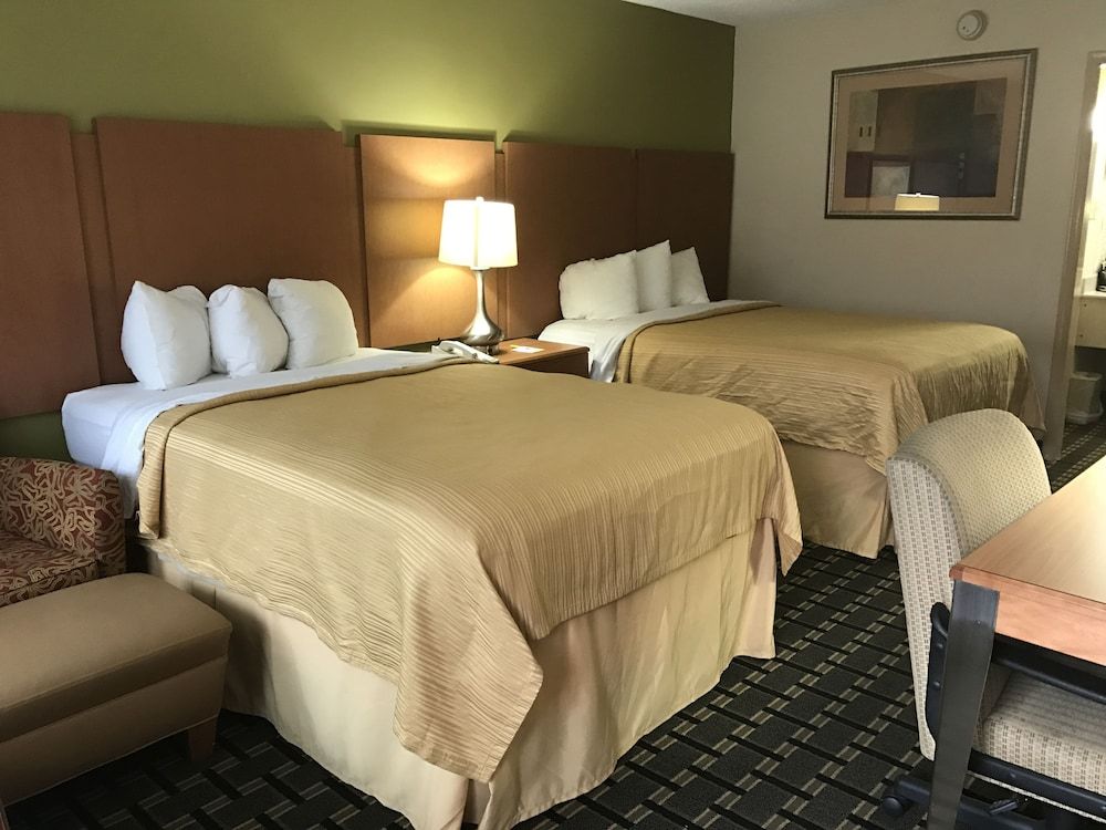 Room, 2 Double Beds, Accessible, Smoking