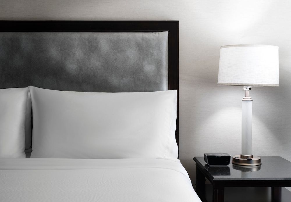 Standard Room, 1 Queen Bed, Transfer Shower (Communications)