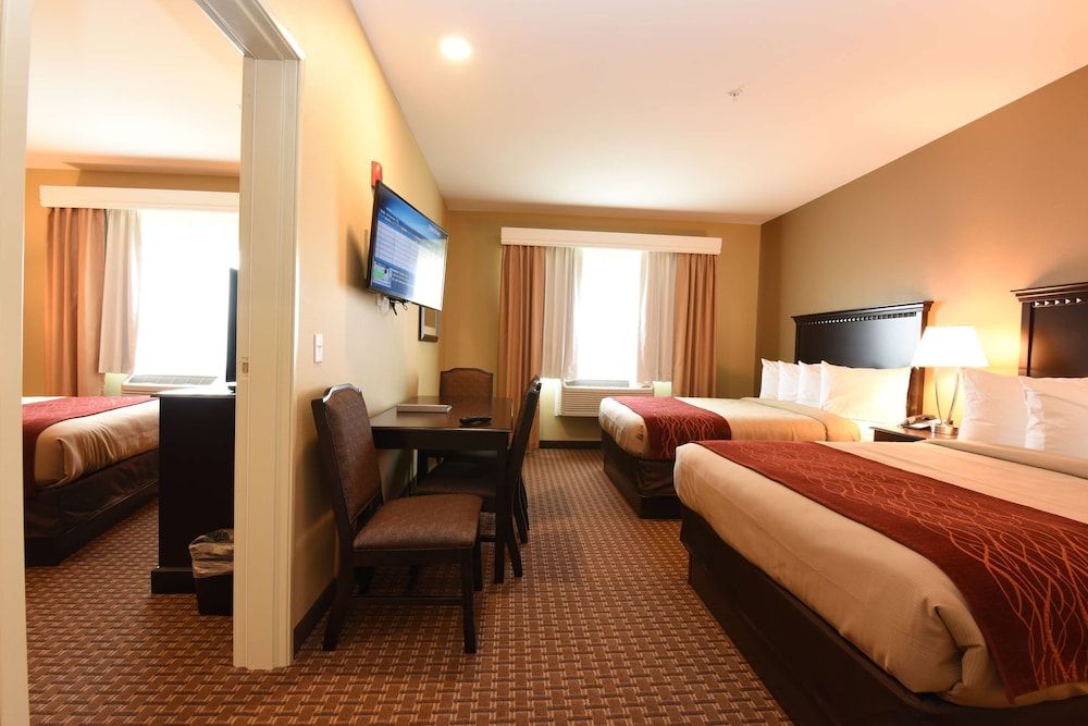 Best Western Plus Vintage Valley Inn Suite, Multiple Beds, Non Smoking, Kitchen 4