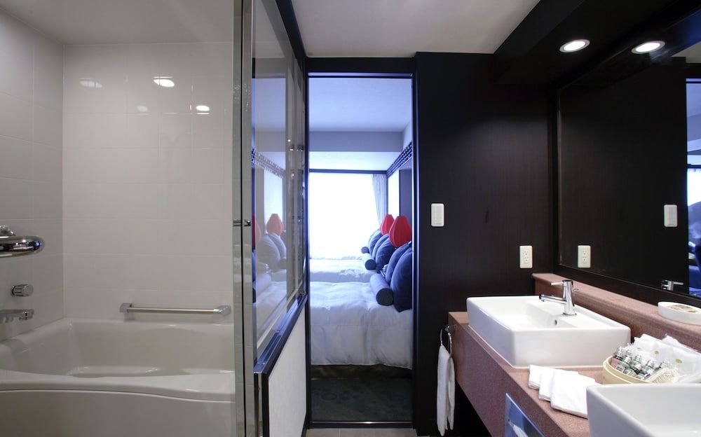 Dynasty Suite Non-smoking