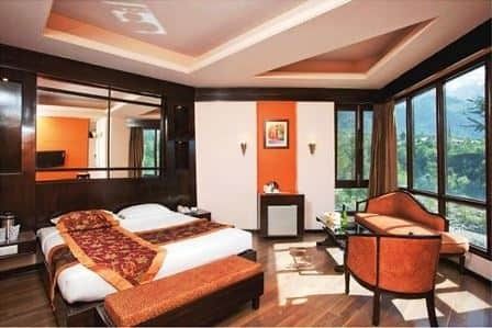 The River Crescent Resort
