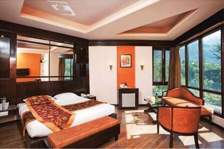 The River Crescent Resort