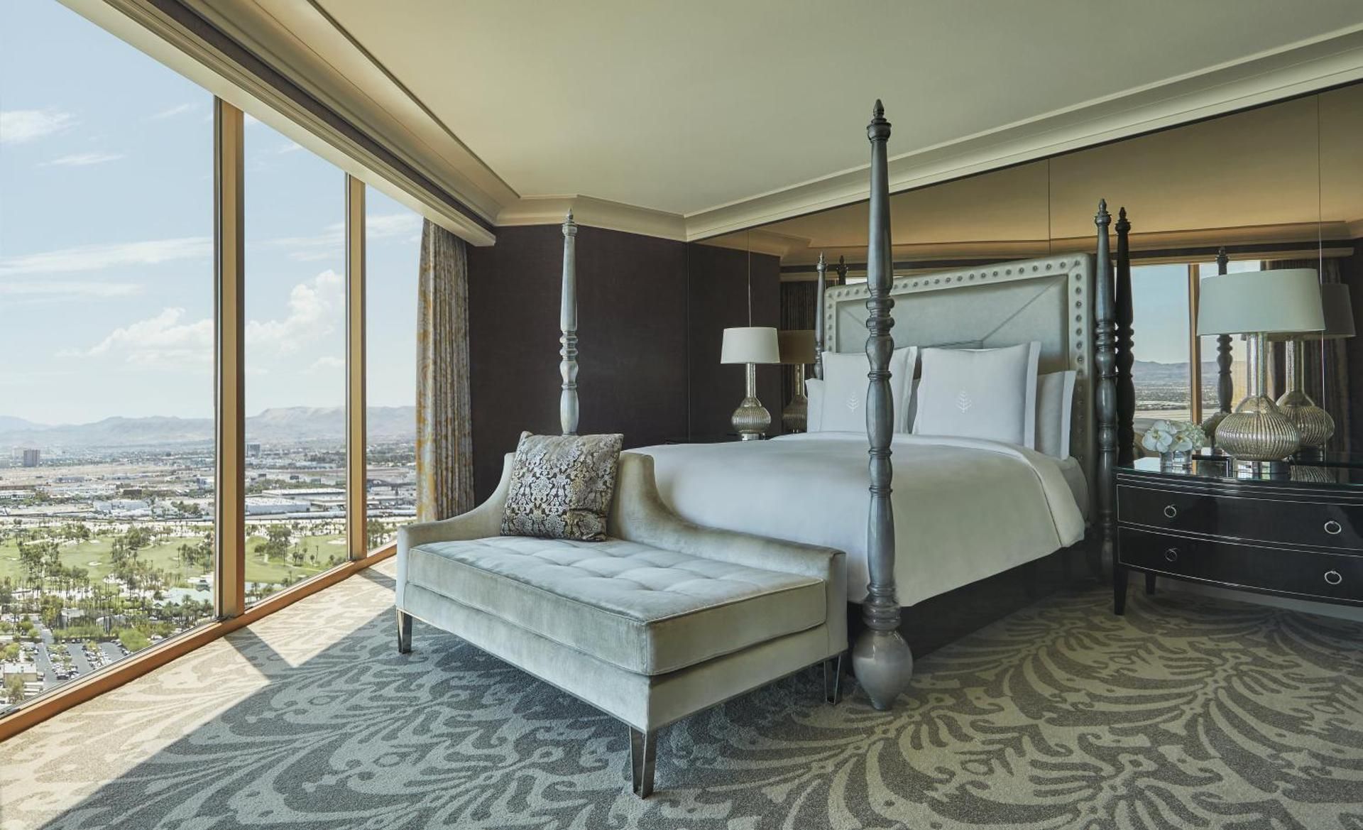 Premier Panoramic Suite