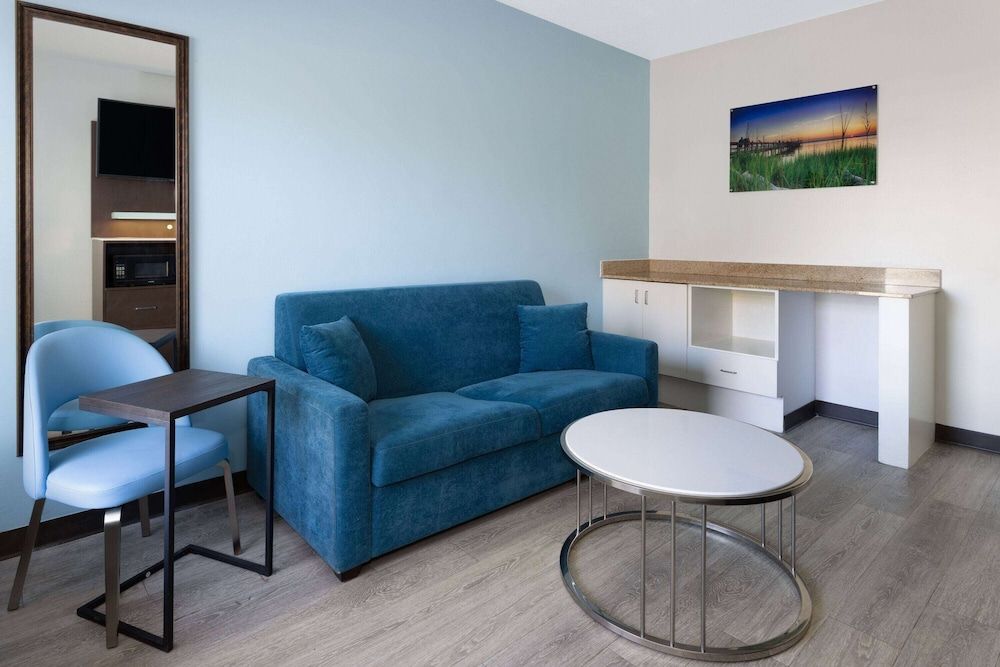 Suite, 1 King Bed