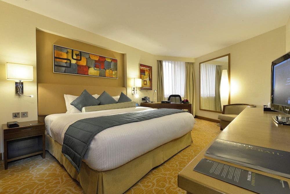 Classic Room, 1 King Bed, Accessible