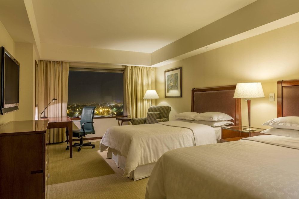 Club Room, 2 Twin Beds