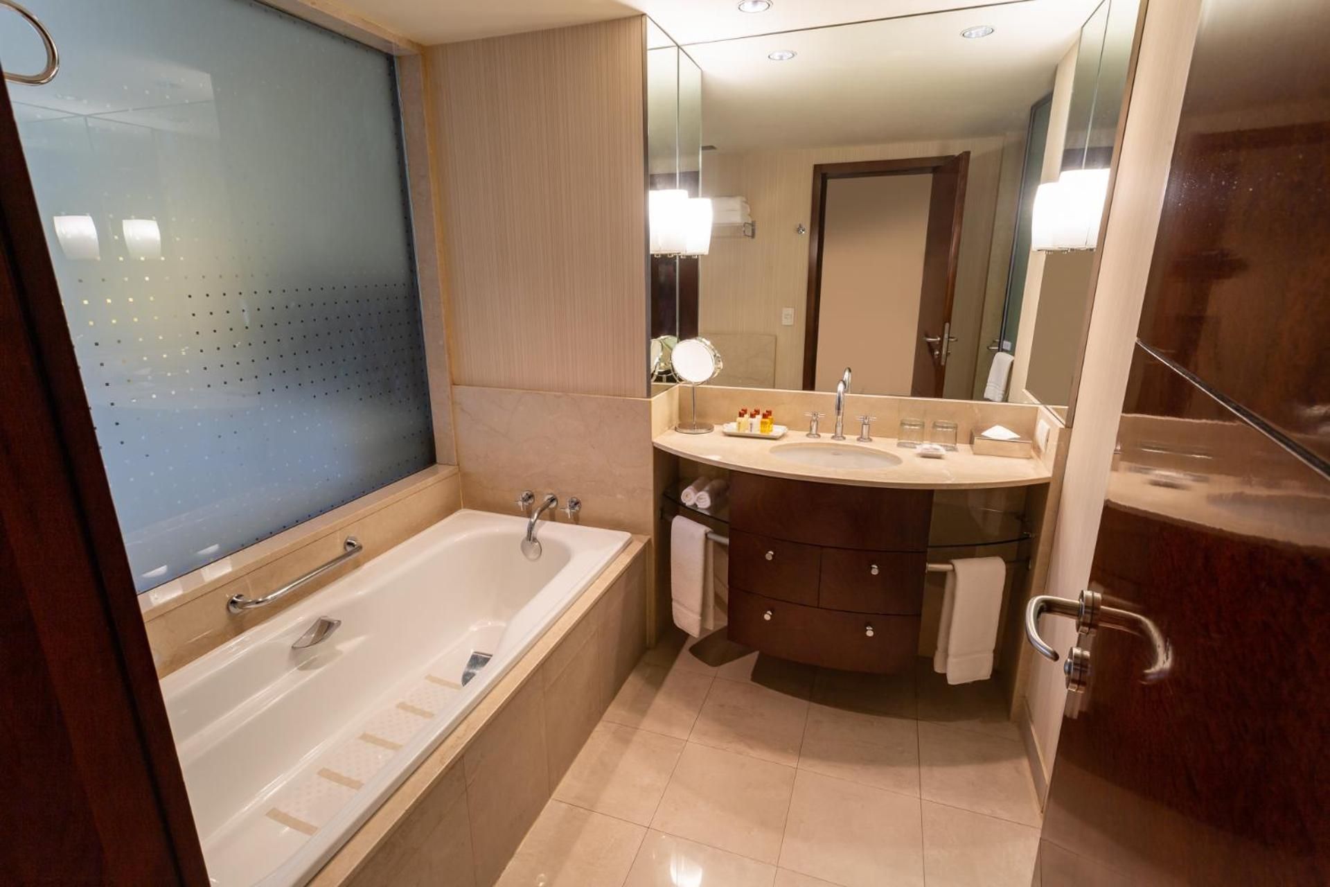 Guest Room, 1 King