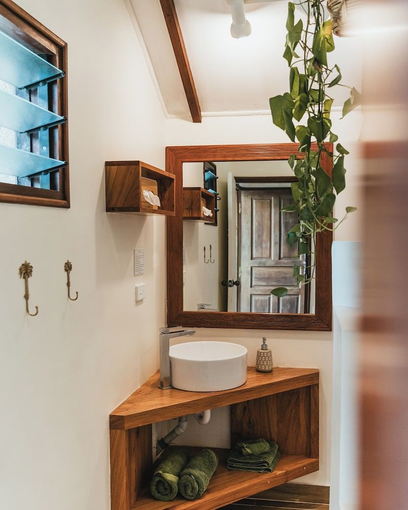 Fatumaru Lodge Port Vila Studio Suite, Sea View, Beachside 8