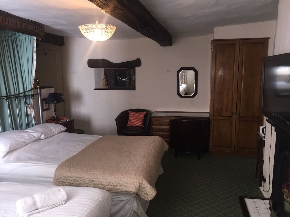 Dale Head Hall Lakeside Hotel Family Room 2