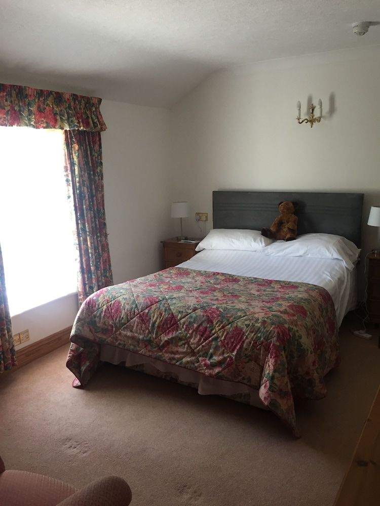Dale Head Hall Lakeside Hotel Twin Room 3