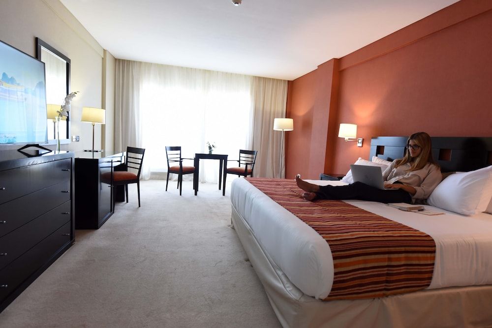 Suite, 1 King Bed