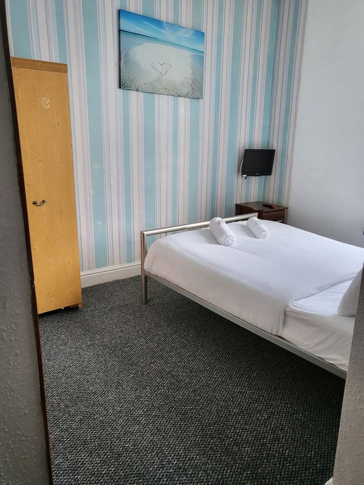 Tulip Hotel Standard Double Room, 1 Double Bed 8