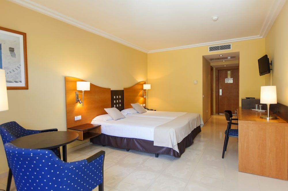 Triple Room (Aquapark Access)