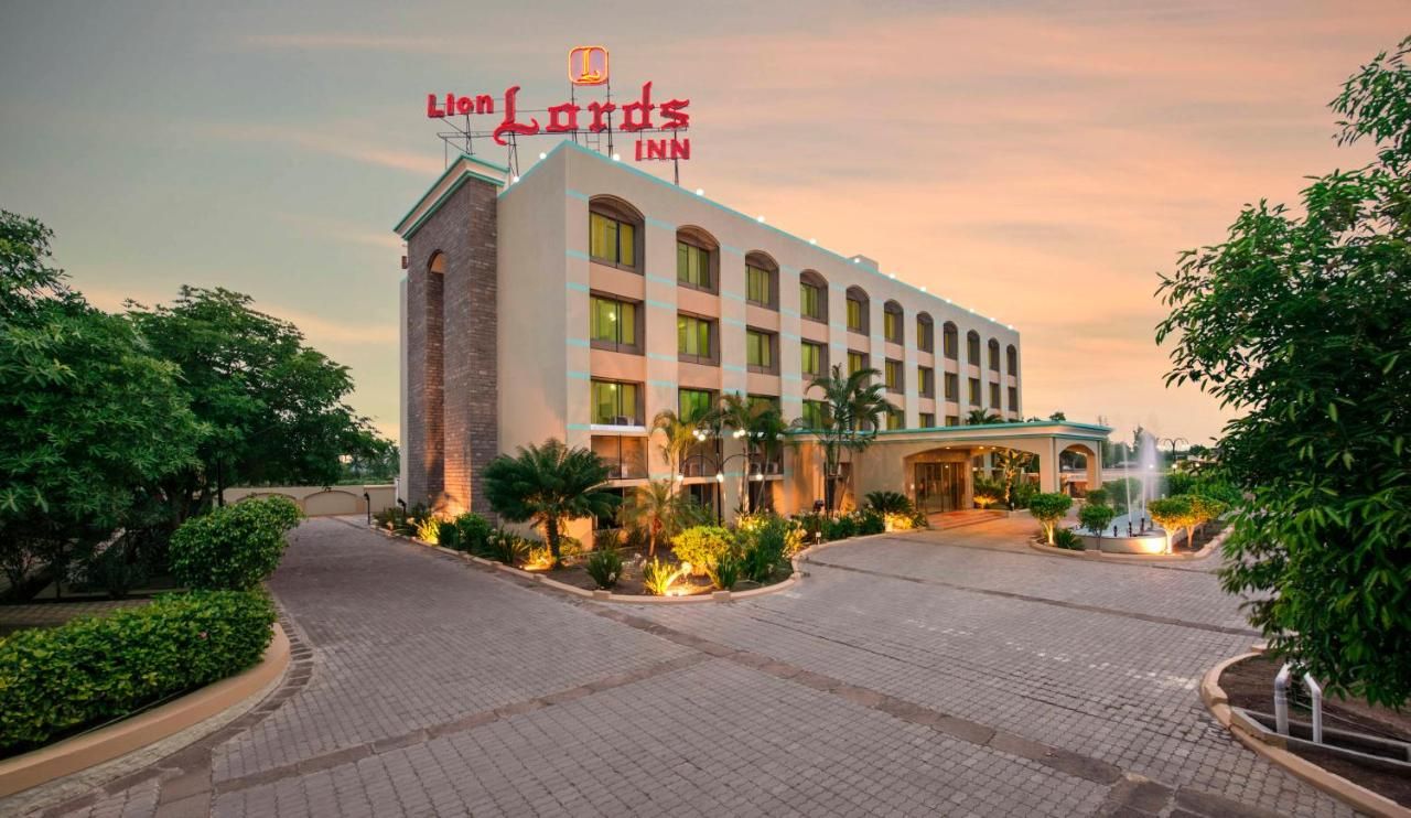 Hotel Exterior