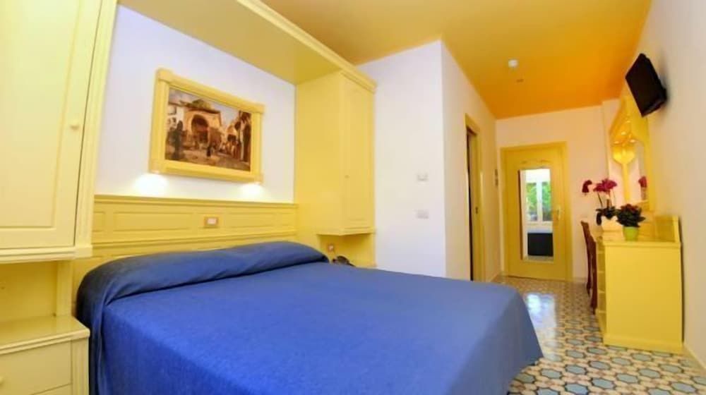 Classic Double or Twin Room