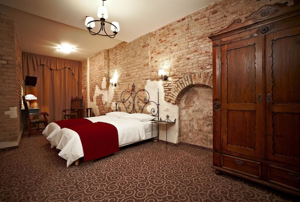 undefined Hotel Justus 2