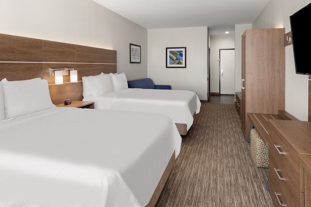 Suite, 2 Queen Beds