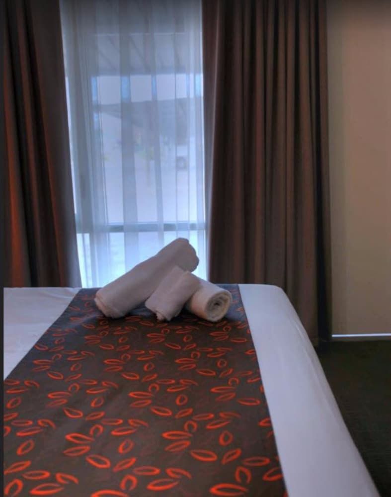 Mansfield Motel Premier Quadruple Room 4