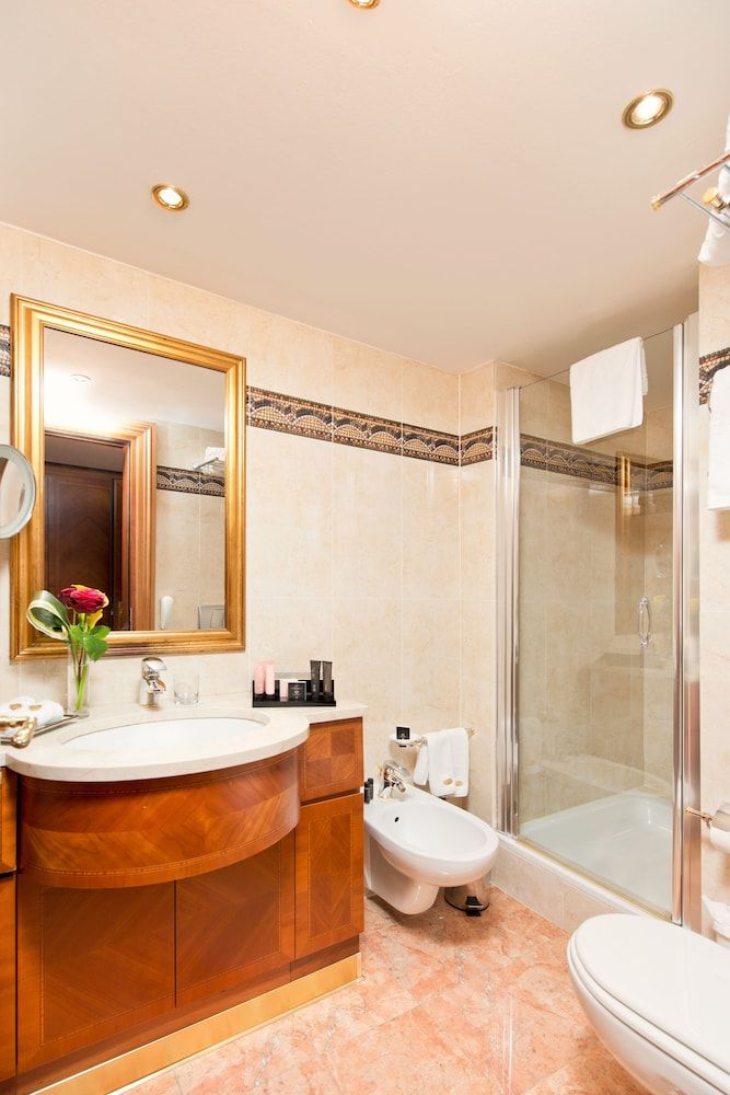 Swiss Diamond Hotel & SPA Superior Double Room, Lake View 6