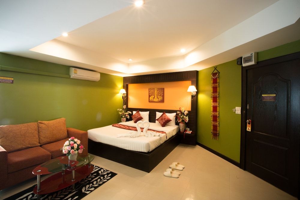 Deluxe Double or Twin Room