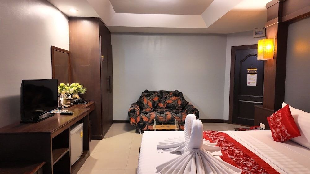 The Great Residence Suvarnabhumi Airport Superior Double Room 2