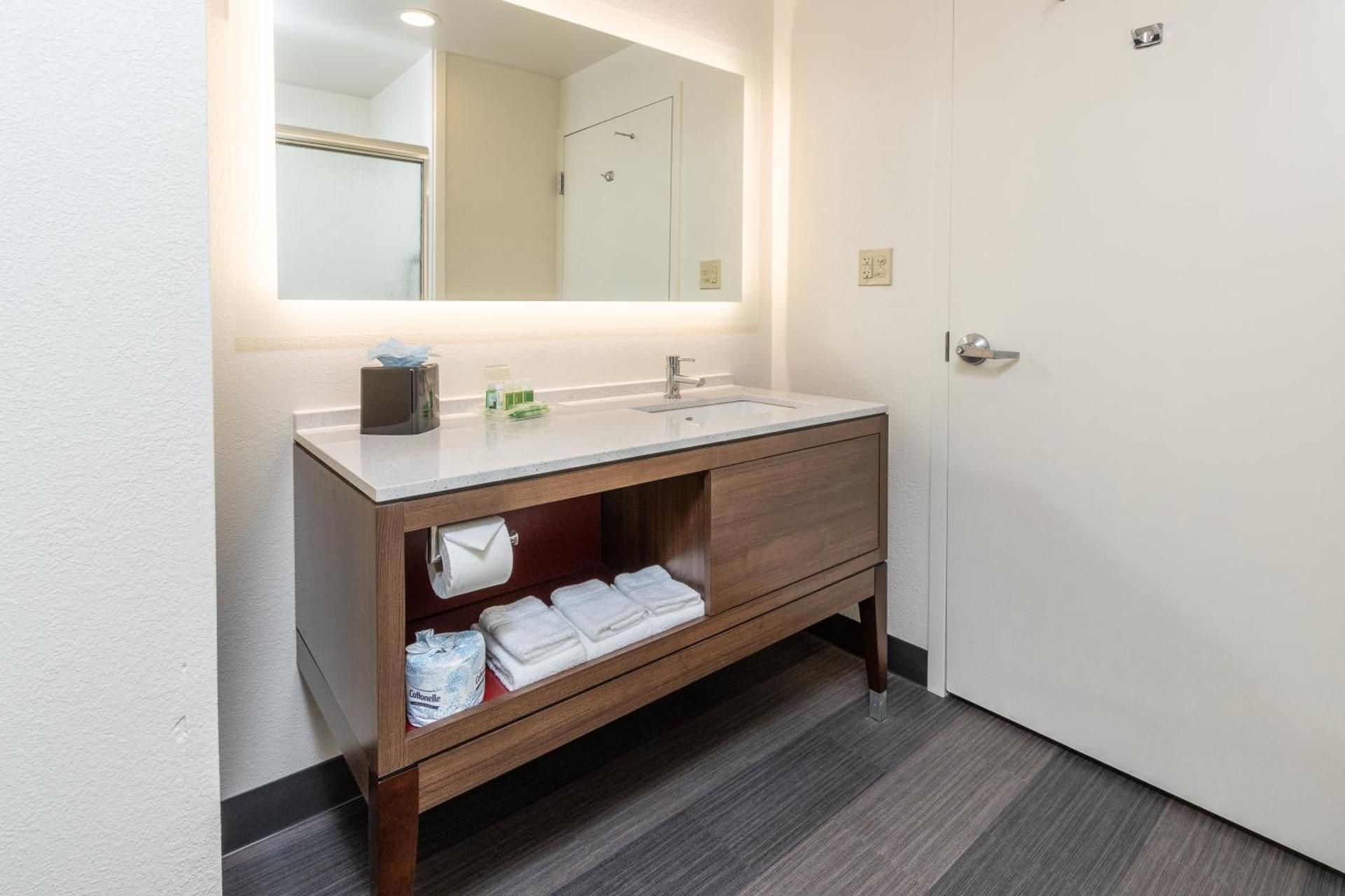 King Room - Disability Access